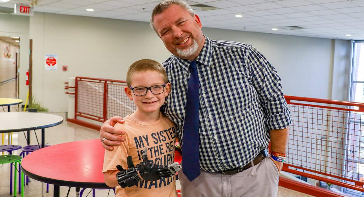 Kentucky Teacher-of-the-Year Created a Prosthetic Hand for a Student Using School’s 3D Printing Lab
